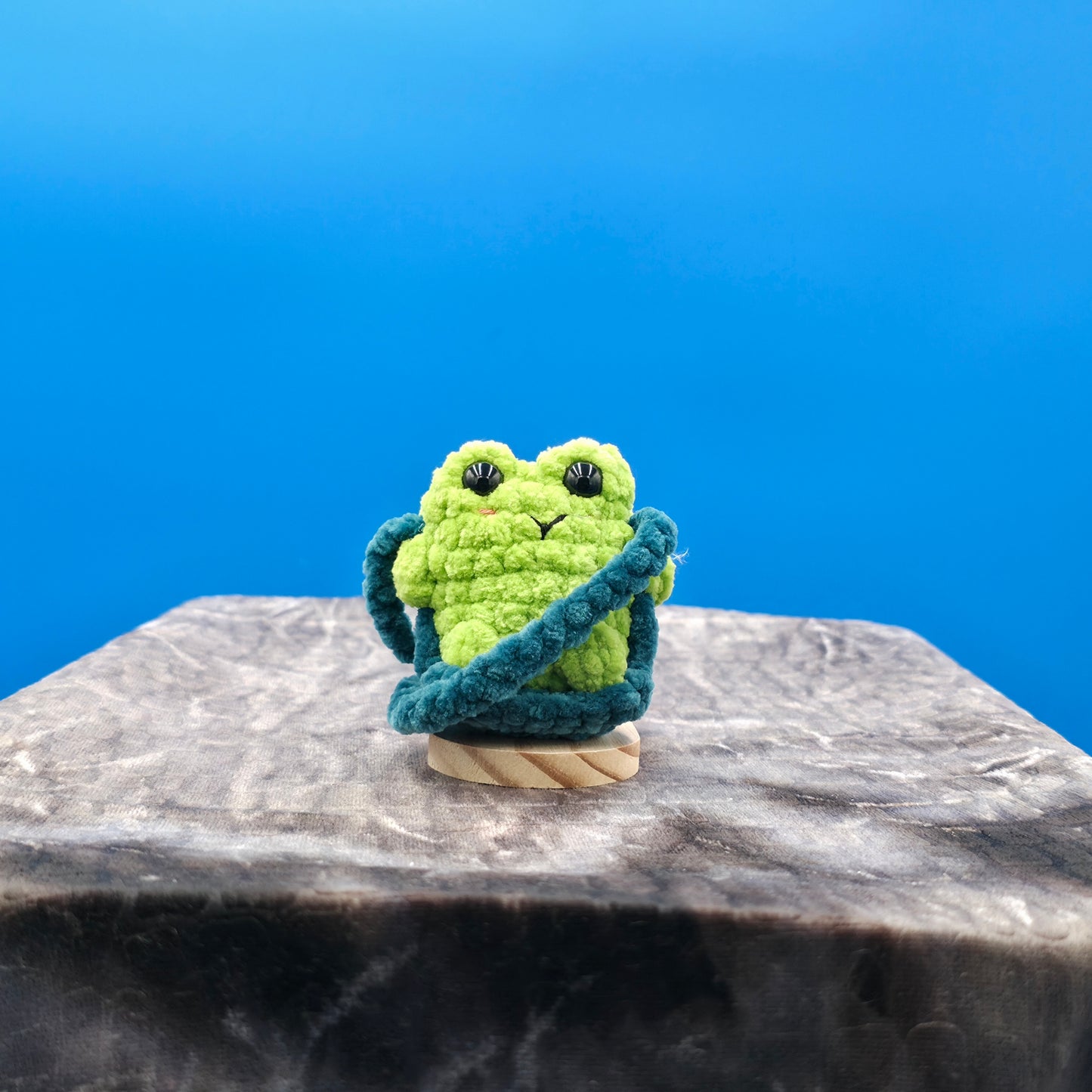 Car Swingers Frog guy