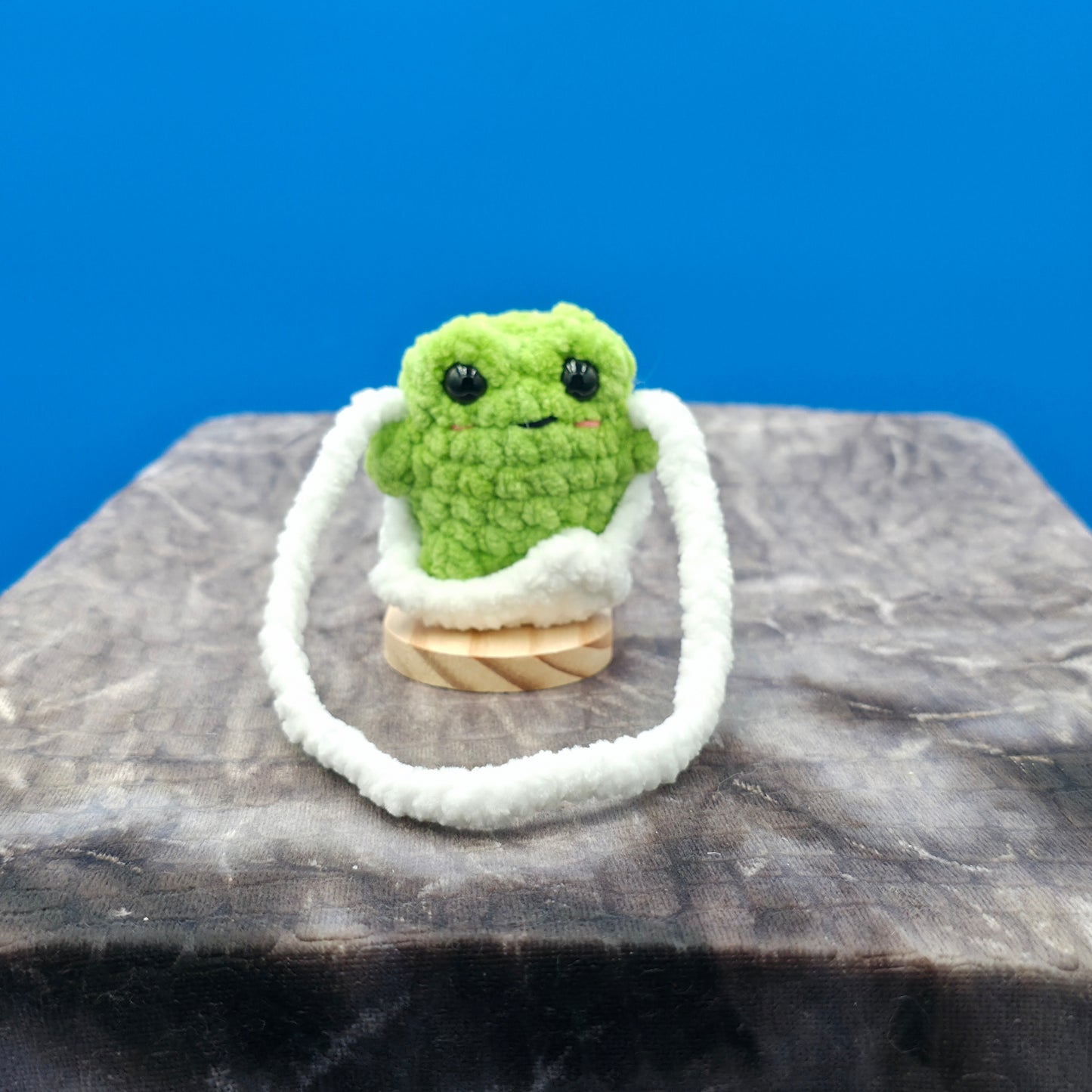 Car Swinger Frog guy